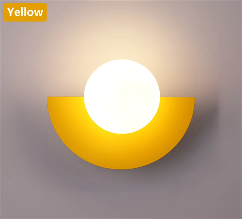 Plastic Ball G9 Bulb Round Sconce Light LED