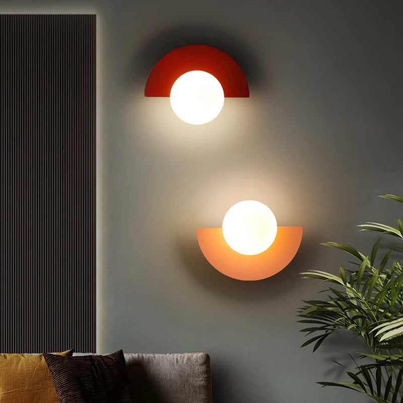 Plastic Ball G9 Bulb Round Sconce Light LED