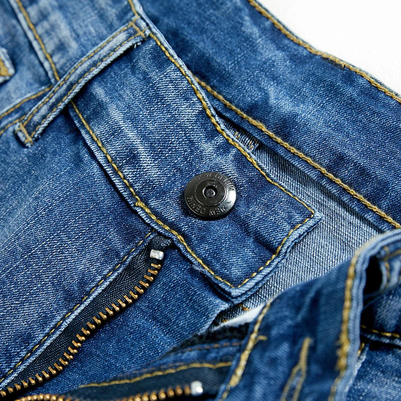 Classic Style Men's Slim Denim Shorts