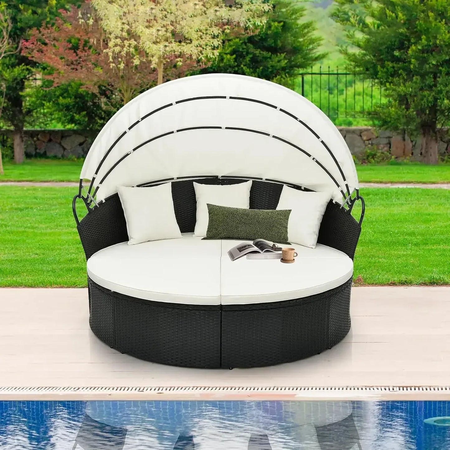 Outdoor Patio Round Daybed with Retractable Canopy