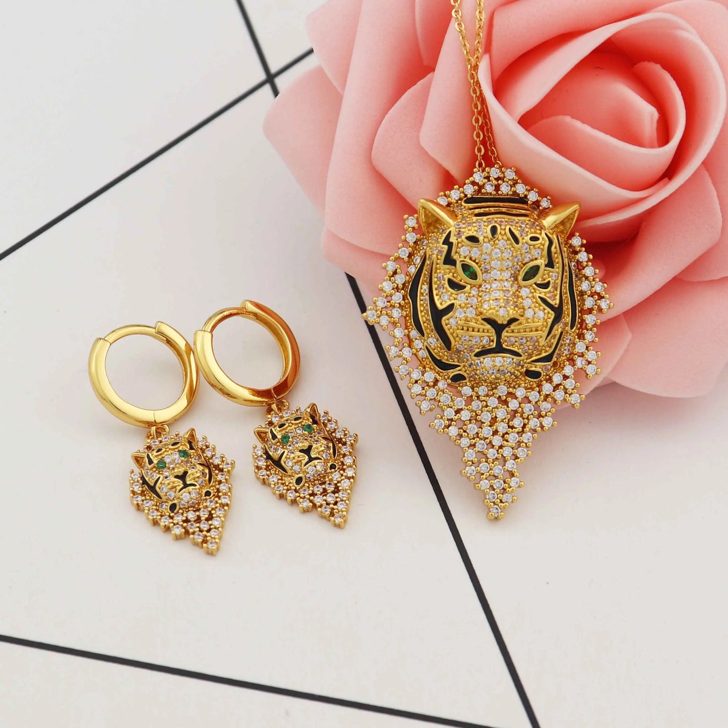 Luxury Fashion Tiger head Pendant Earrings Jewelry Set