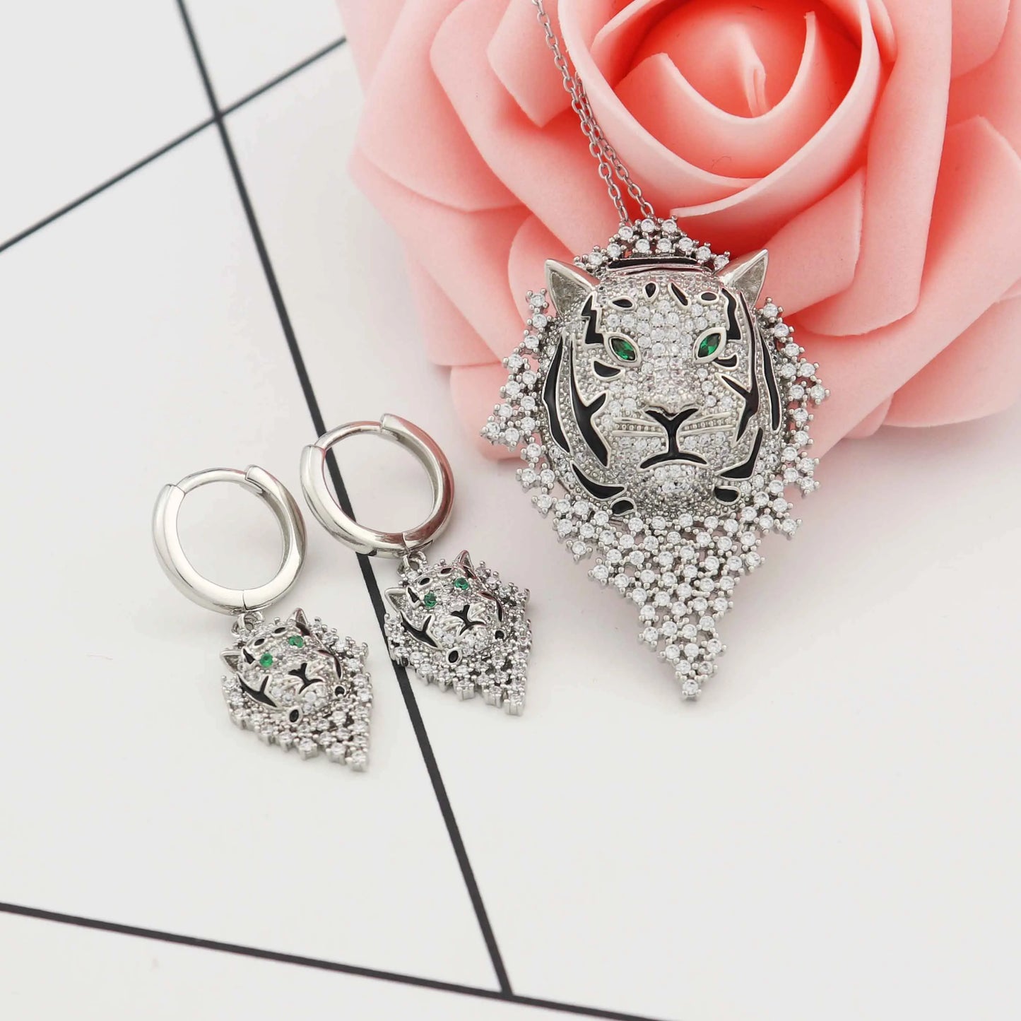 Luxury Fashion Tiger head Pendant Earrings Jewelry Set