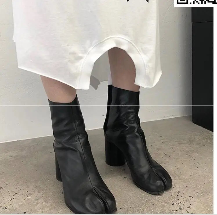 Tabi Split-toe Womens Boots