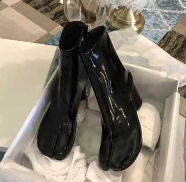 Tabi Split-toe Womens Boots