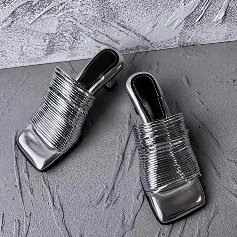 2024 New Fashion End Square Head Thin Silver Slippers