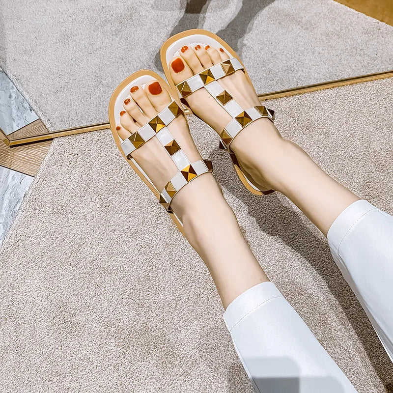 Ladies Casual Slippers Fashion Rivet Design
