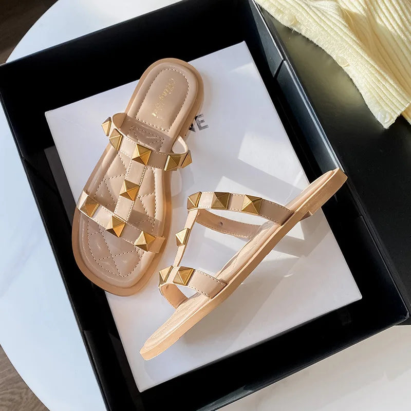 Ladies Casual Slippers Fashion Rivet Design
