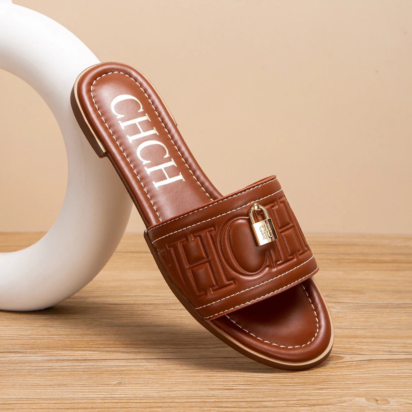 CHCH Women's Flat Embossed Sandals