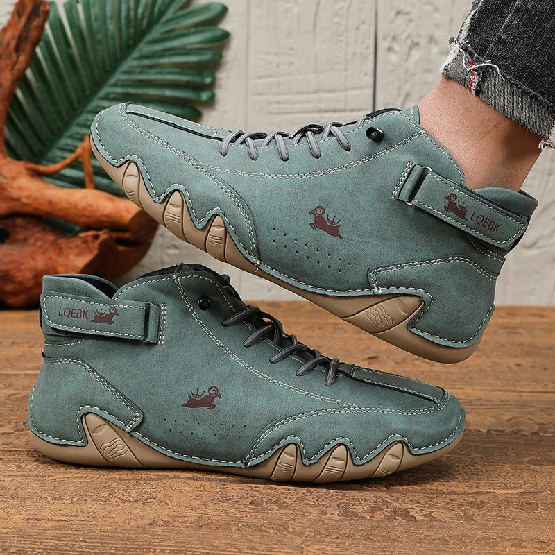 Men's Soft Soled Mountaineering Sports Shoes