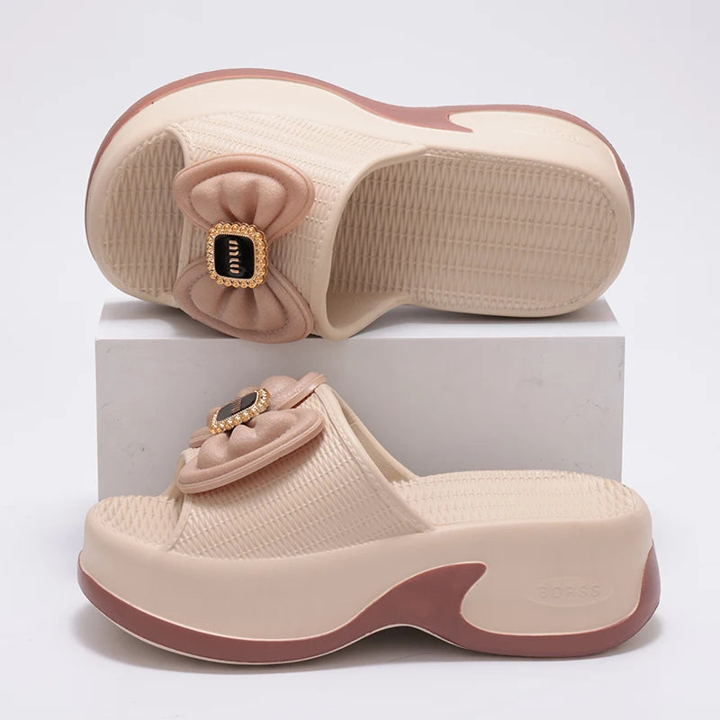 Fashion Thick-Soled Slippers Soft Versatile