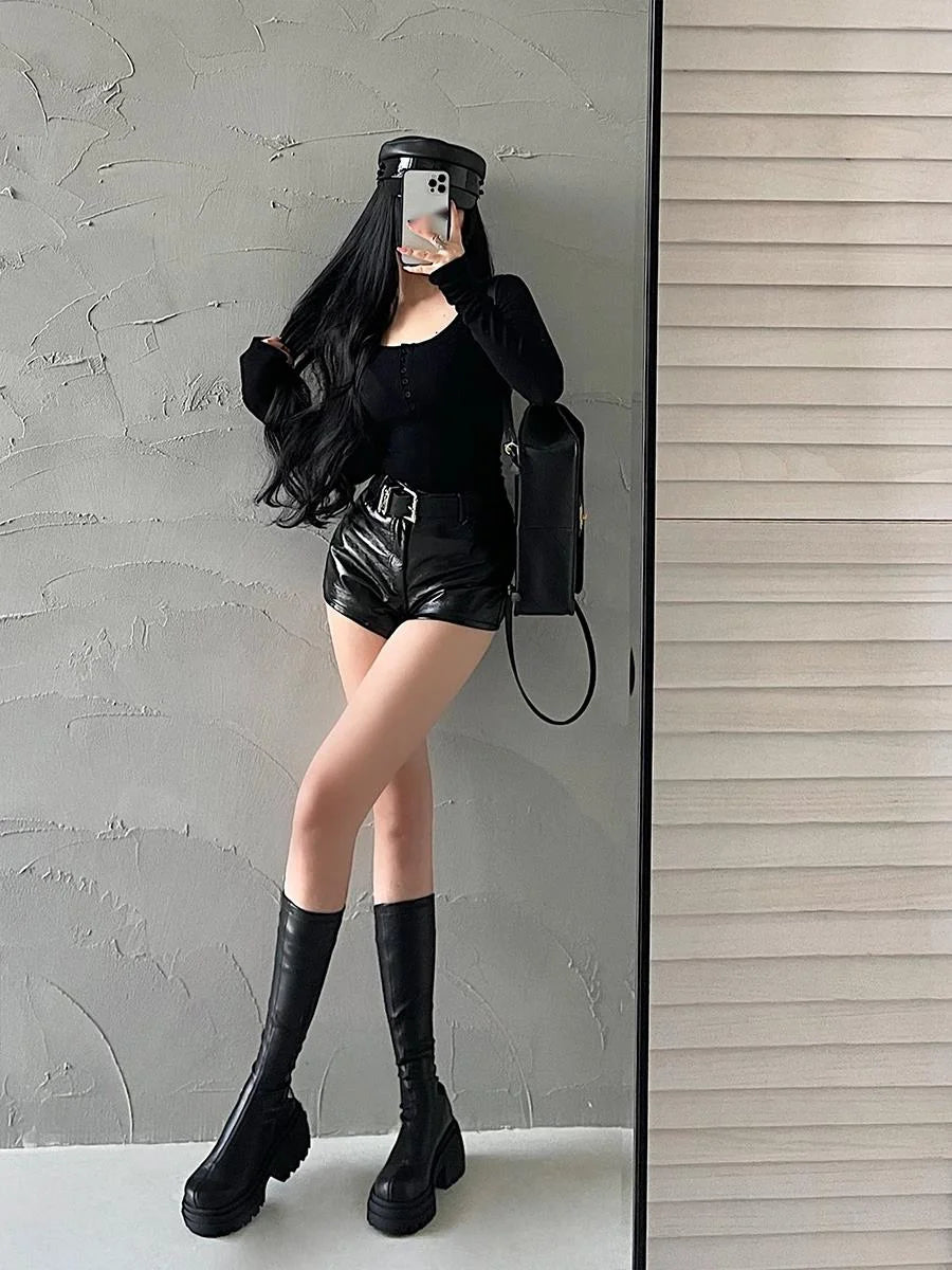 Spicy Girl Sexy High Waist Slim Leather Shorts