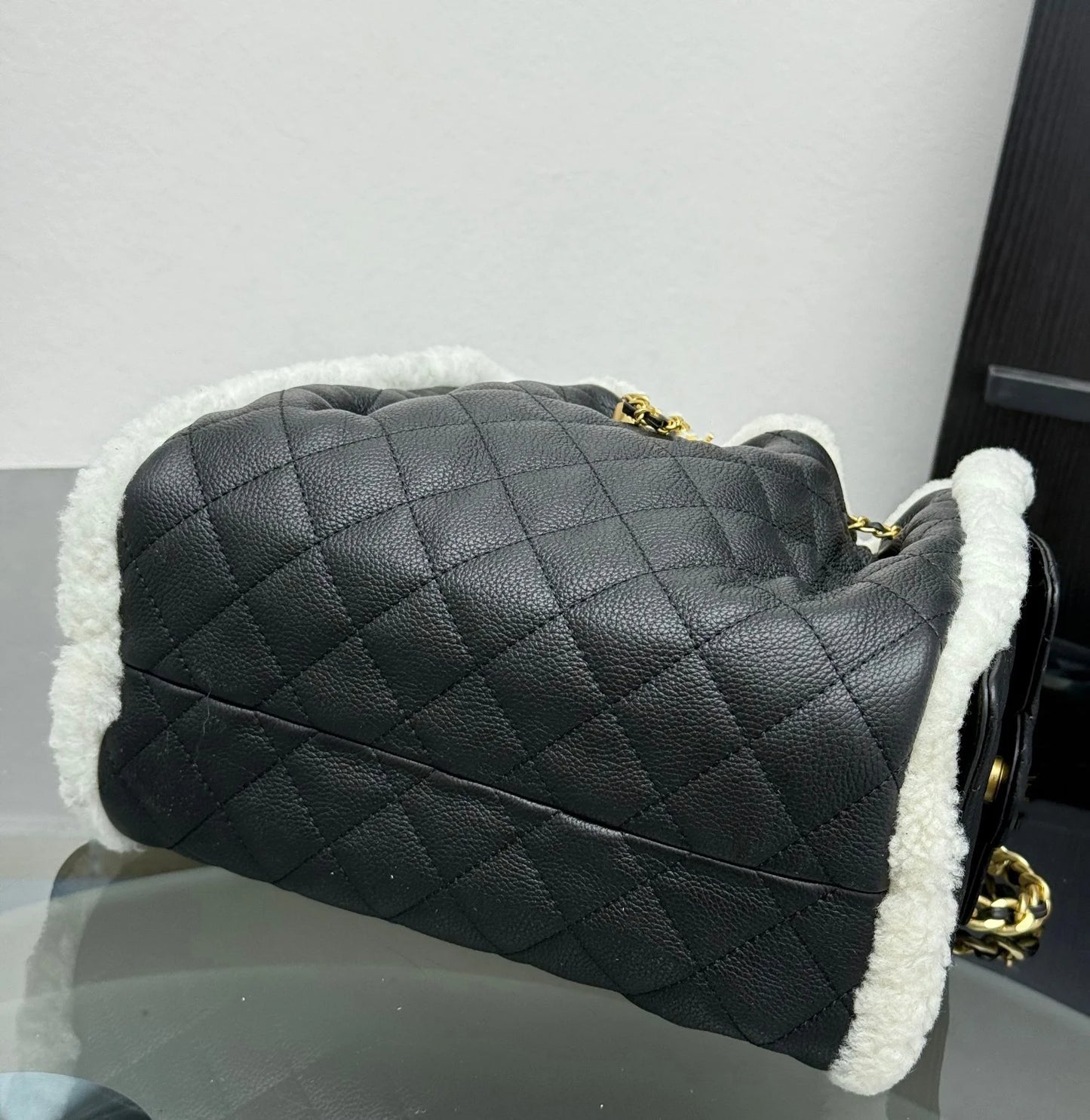 Genuine Leather Lamb Wool Bucket Bag