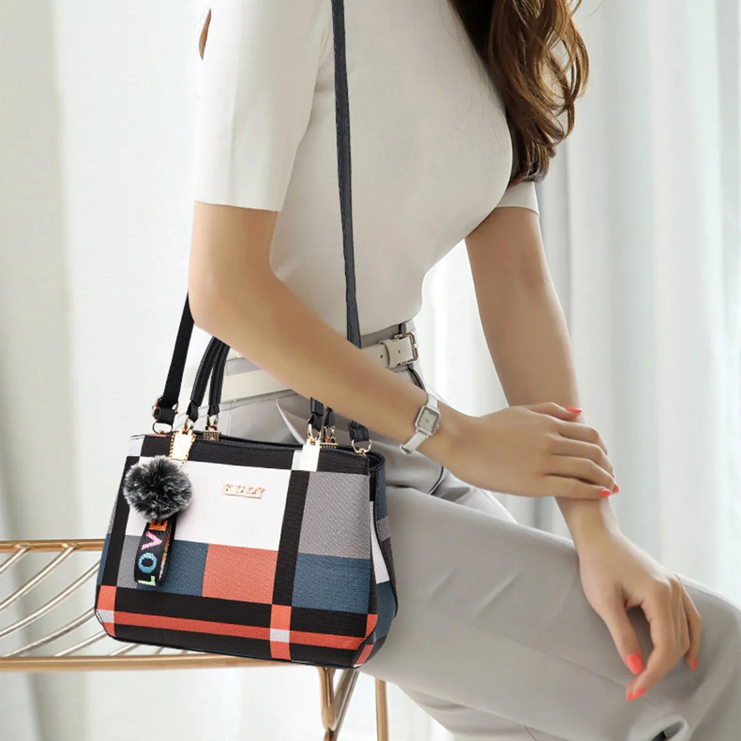 Plaid Pattern Shoulder Tote