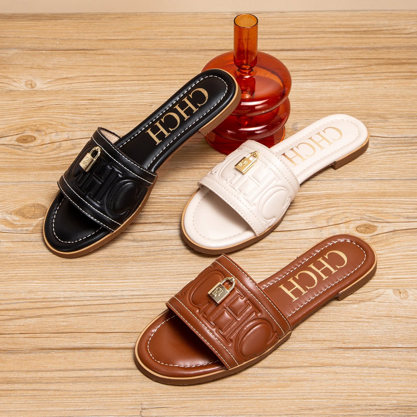 CHCH Women's Flat Embossed Sandals