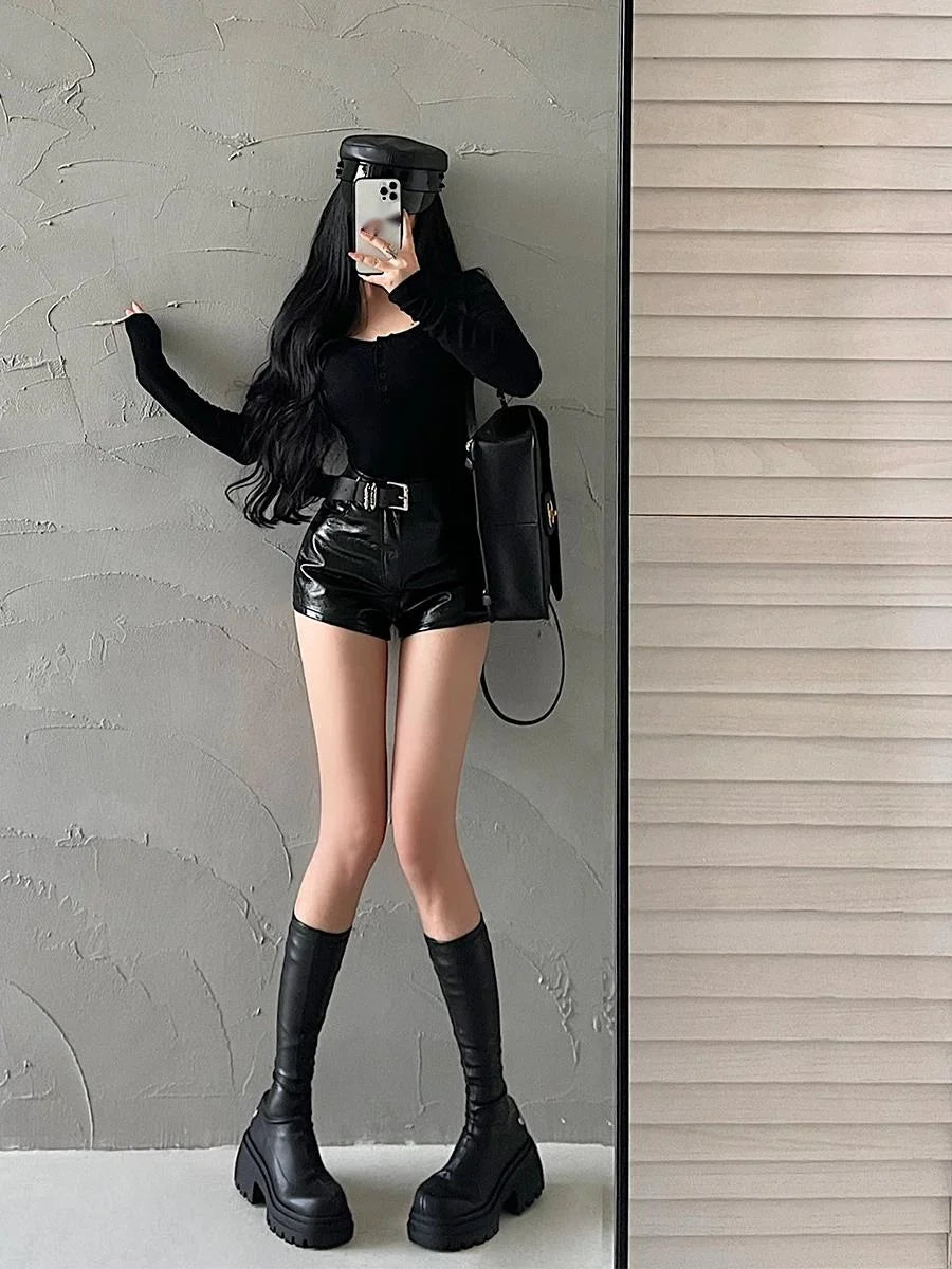 Spicy Girl Sexy High Waist Slim Leather Shorts