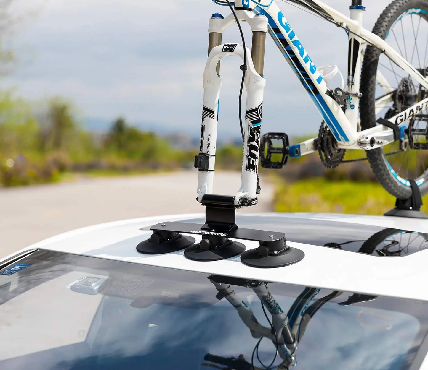 ROCKBROS Vacuum Suction Roof-Top Bike Carrier Rack