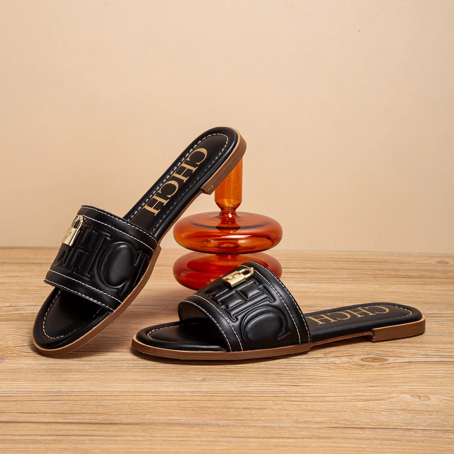 CHCH Women's Flat Embossed Sandals
