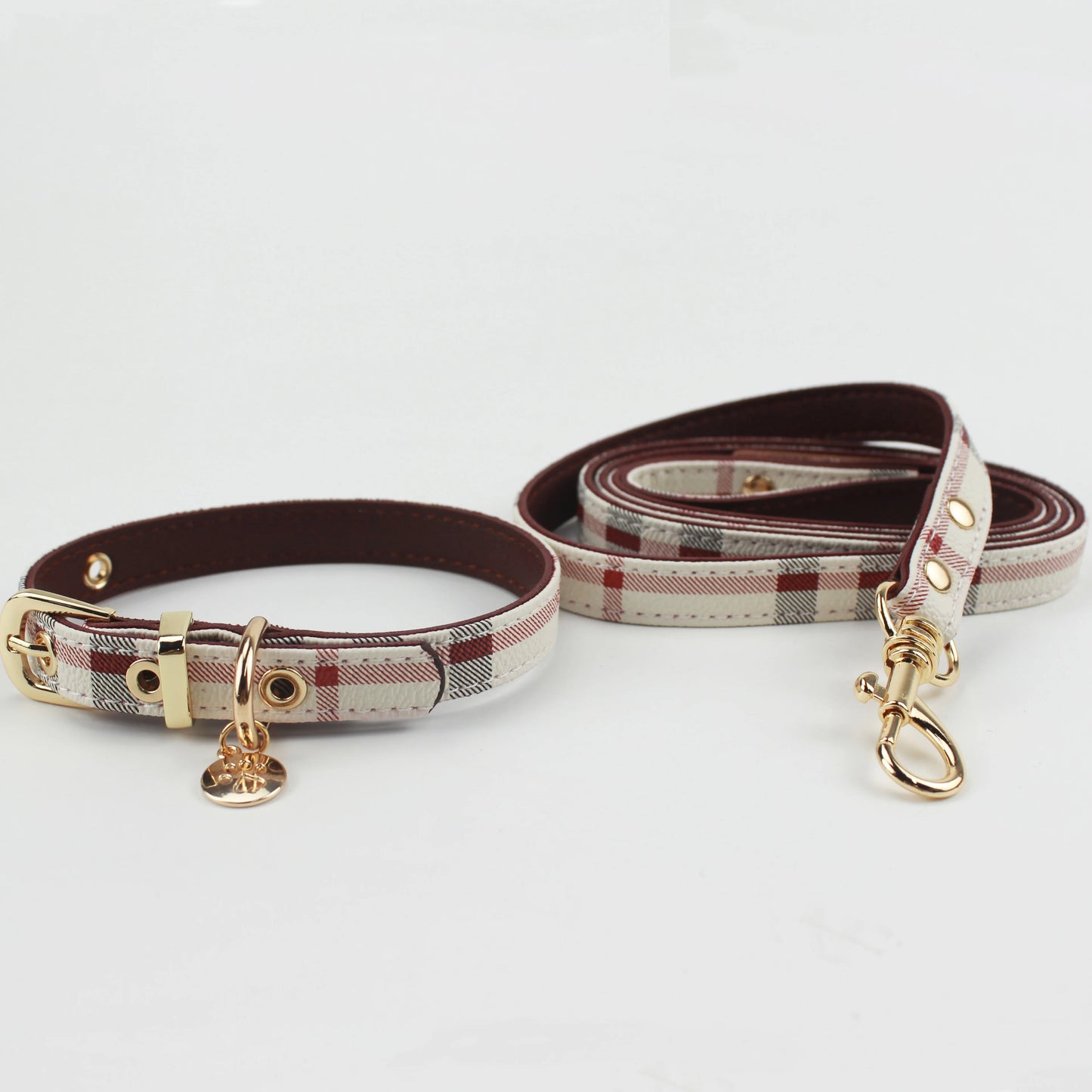 Fashion Leather Pet Supplies Collars for Medium Dogs