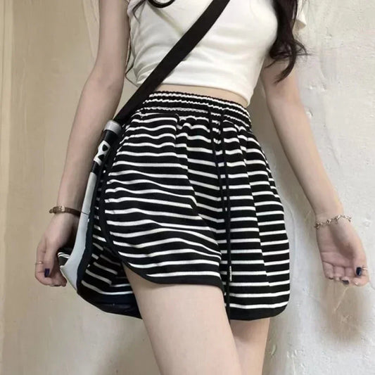 Casual Striped Shorts Slightly Elastic Waist