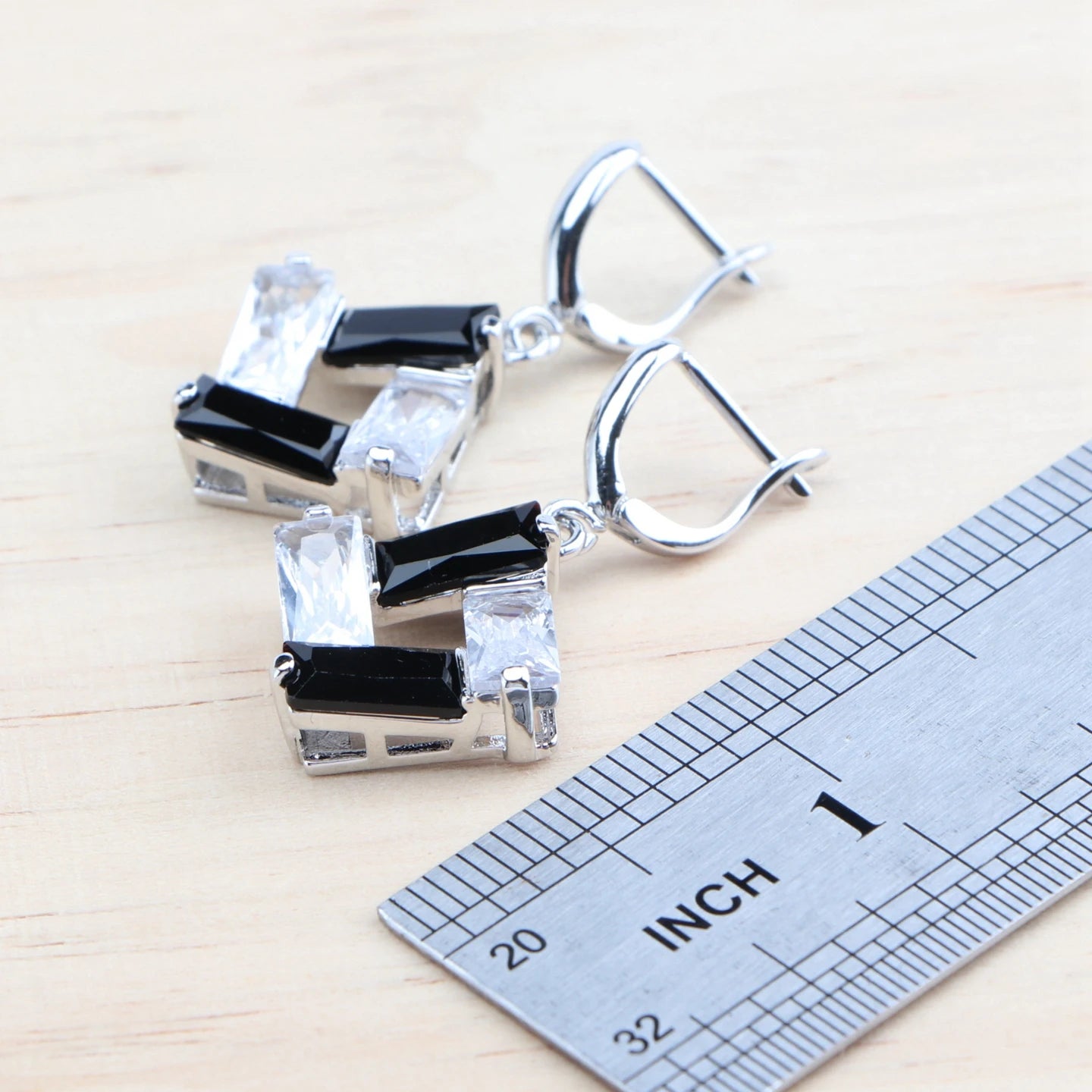 Black White Earrings Rings Pendant Necklace Stone Bracelets Set