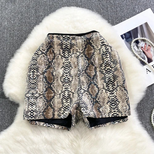 Fashion Sequins Leopard Print Wide Leg Shorts
