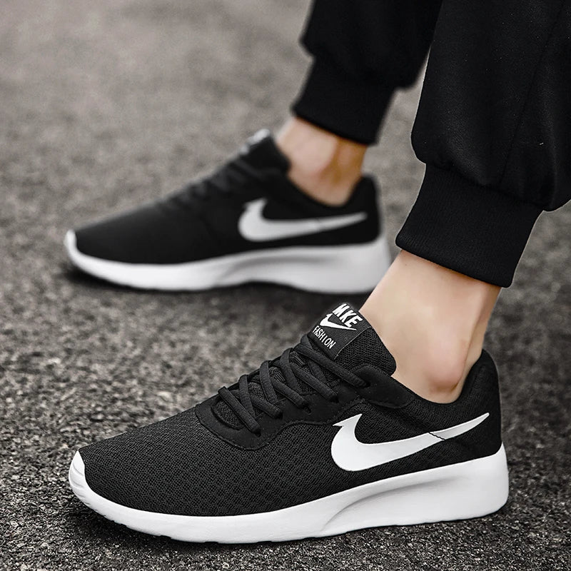Lightweight Big Size Breathable Mesh Running Shoes
