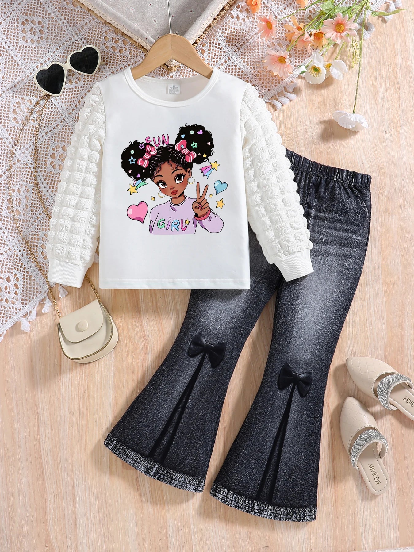 Girls' Fashion Set Cartoon Printed Long Sleeve and Solid Color Slimming Pants